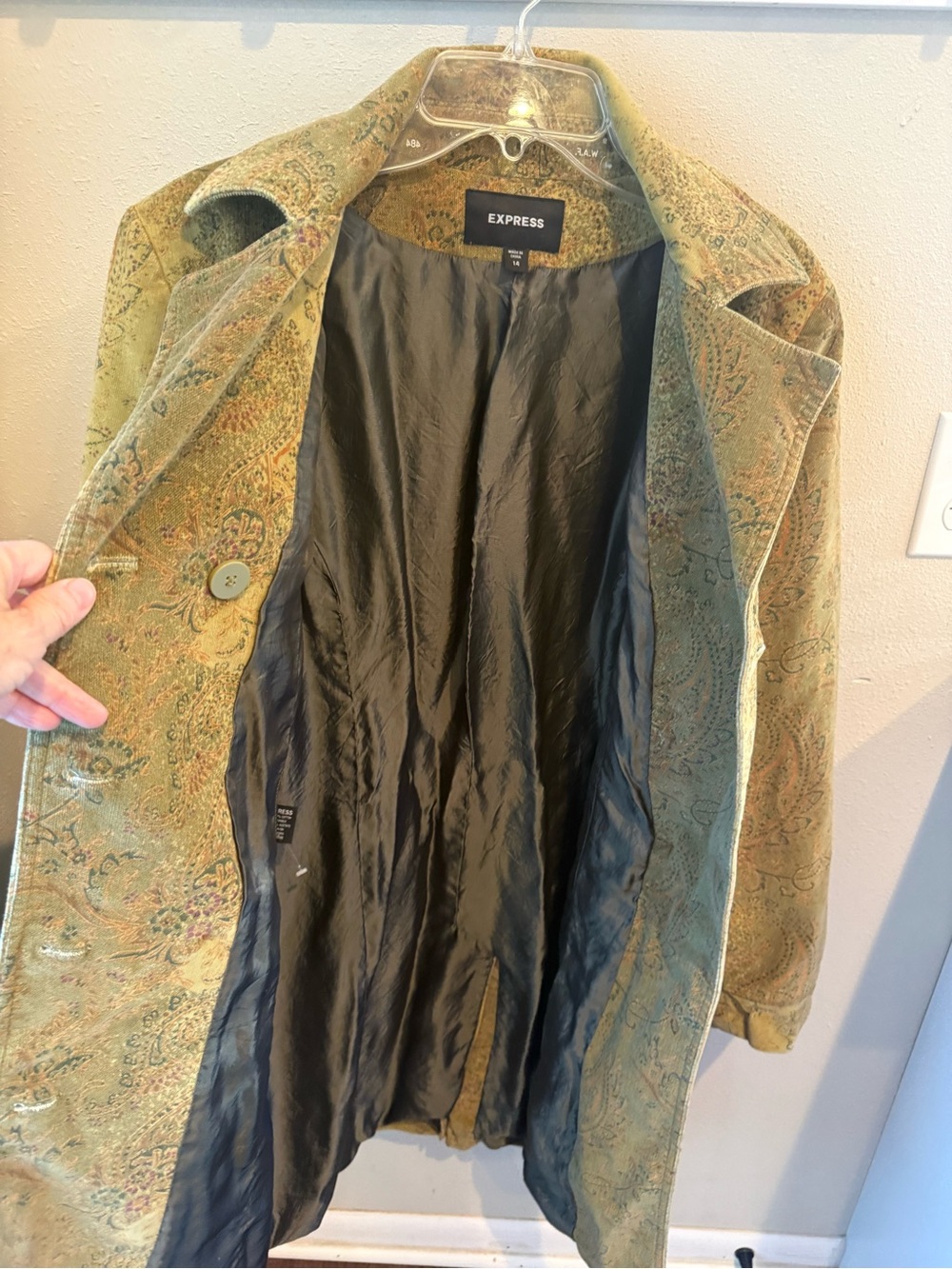 Vintage Express Women's Olive Green Paisley Double-Breasted Coat - Picture 8 of 8